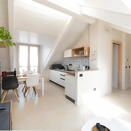 To-housing3, Luce E Relax Al Centro Di Lägenhet Turin