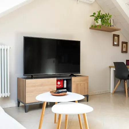 To-housing3, Luce E Relax Al Centro Di تورينو