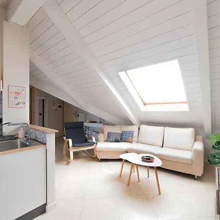 Apartament To-housing3, Luce E Relax Al Centro Di
