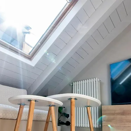 To-housing3, Luce E Relax Al Centro Di شقة *