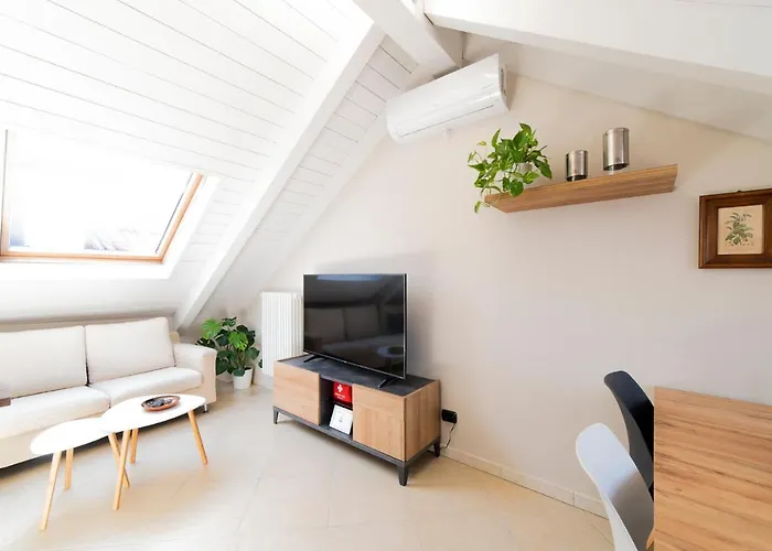 To-housing3, Luce E Relax Al Centro Di Torino