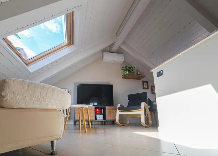 To-housing3, Luce E Relax Al Centro Di *