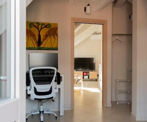 Lejlighed To-housing3, Luce E Relax Al Centro Di