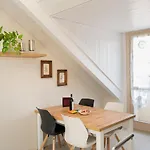 To-housing3, Luce E Relax Al Centro Di