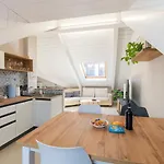 To-housing3, Luce E Relax Al Centro Di * トリノ