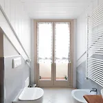 To-housing3, Luce E Relax Al Centro Di