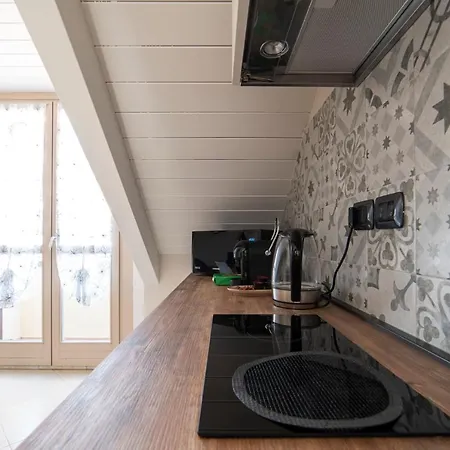 To-housing3, Luce E Relax Al Centro Di Appartement *