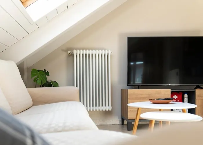 To-housing3, Luce E Relax Al Centro Di * تورينو