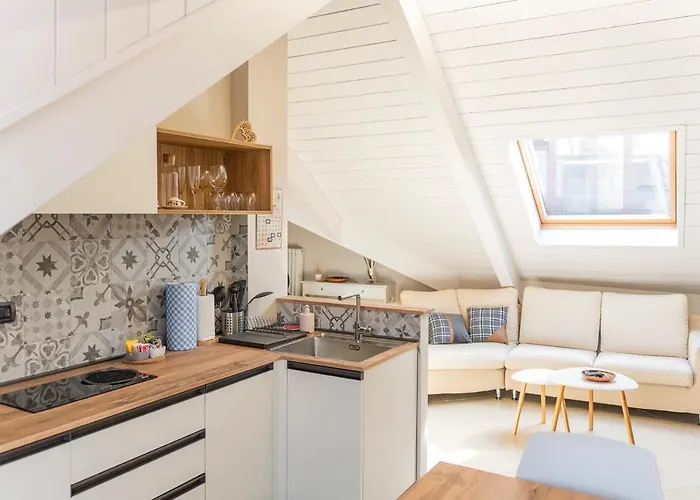 To-housing3, Luce E Relax Al Centro Di تورينو