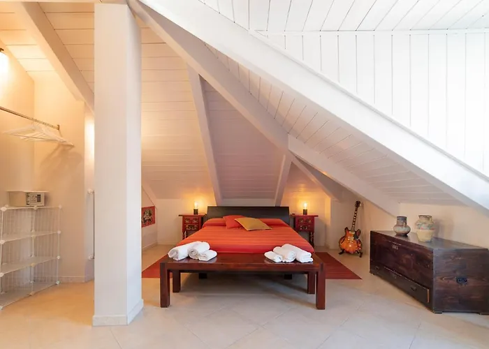 To-housing3, Luce E Relax Al Centro Di تورينو